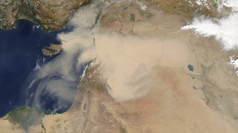 Akkora homokvihart kavar a szíriai háború, hogy az űrből is látszik
