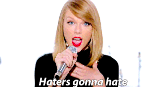 Taylor Swiftet 42 millió dollárra perelték be az egyik dalszövege miatt