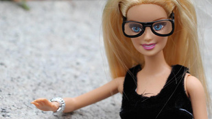 A Hipszter Barbie utáni űrt az Őszinte New York-i Barbie tölti be