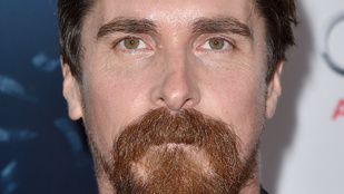 Christian Bale fura szakállt növesztett