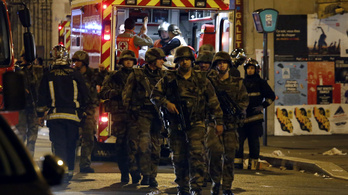 Fekete ruhás, profi zsoldos lehetett az egyik párizsi lövöldöző