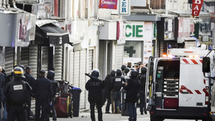 Két terrorista meghalt a hajnalban kezdődött párizsi lövöldözés után