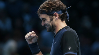 Borostás Federer várja Djokovicsot a vb-ért