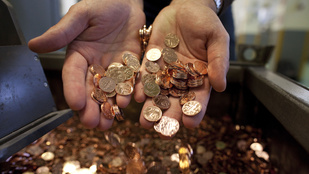 Százezer eurónál is több pénzt találtak a Dunában