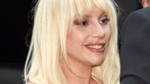 Lady Gaga valójában Gwen Stefani és Courtney Love szerelemgyereke