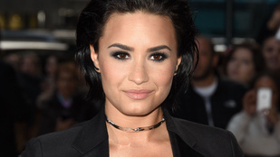 Demi Lovato elmesélte a legcikibb élményét a kozmetikusnál