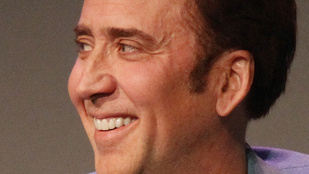 Komolyan mondjuk: Nicolas Cage visszaadja Mongóliának a lopott dinoszauruszkoponyát