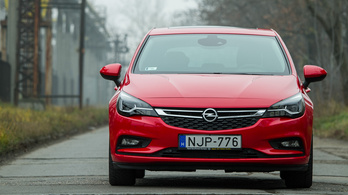 Opel Astra 1.4 turbo 150 LE - 2015.