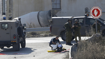 Csavarhúzóval, késsel, kocsival támadtak izraeli katonákra