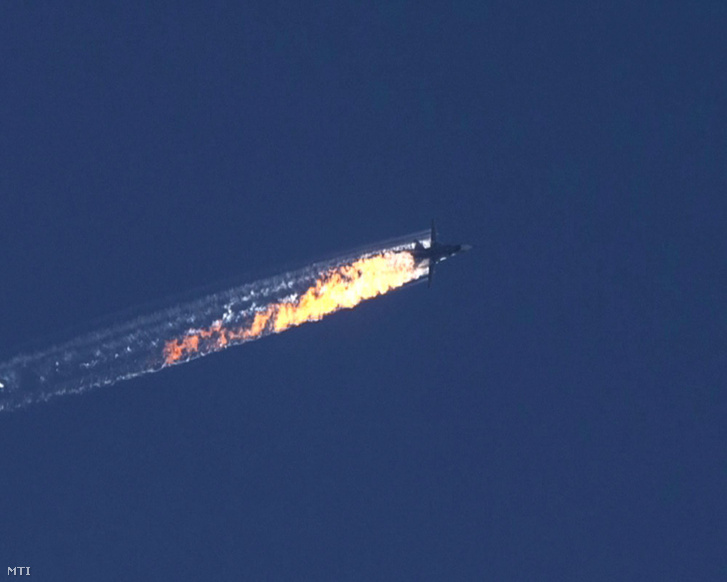 Hátbaszúrás. Így kommentálta Vlagyimir Putyin, hogy a törökök légtérsértésre hivatkozva lelőtték az orosz légierő Szíriában bevetett Szu-24-es vadászbombázóját. 50 éve nem volt rá példa, hogy egy NATO-tagország orosz gépet lőjön le. Az egyik pilótát katapultálás után ölték meg törökbarát szíriai felkelők. A konfliktus pillanatok alatt az abszolút nullára hűtötte le az addig nagyon is meleg orosz-török baráti viszonyt.