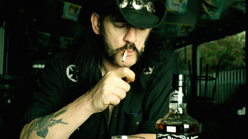 Lemmy után nevezhetik el a viszkikólát