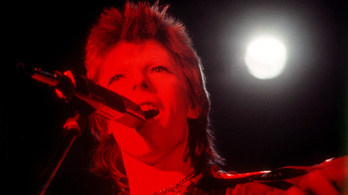 Elment David Bowie, a pop Picassója