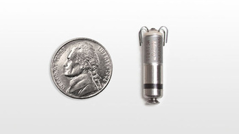 Beültették a világ legkisebb pacemakerét