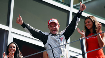 Barrichello nyert, Button 2. Monzában