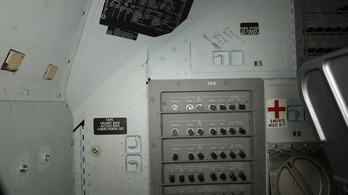 Rejtett feliratokat találtak az Apollo–11 parancsnoki moduljában