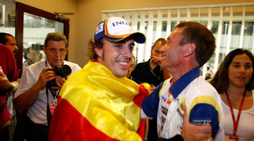 Nincs Prost: átmeneti főnök a Renault-nál