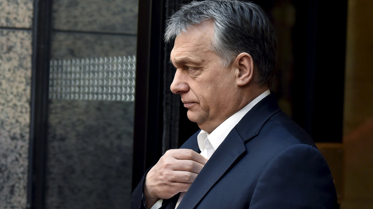 A korrektor jelszavával hamisíthatták meg az Orbán-interjút