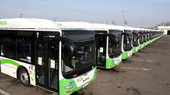 Környezetbarát buszok érkeztek Miskolcra