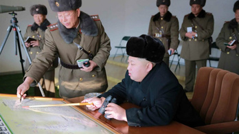 Észak-Korea megint atomcsapással fenyegetőzik