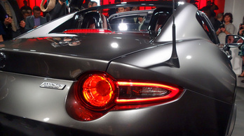 Bemutató: Mazda MX-5 RF – 2015.