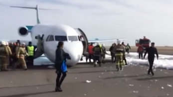 Hason csúszva landolt egy gép Kazahsztánban