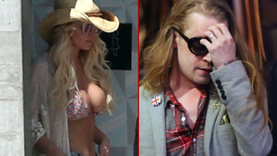 Macaulay Culkint még mindig nem ismerjük fel, Britney Spears tovább bikinizik