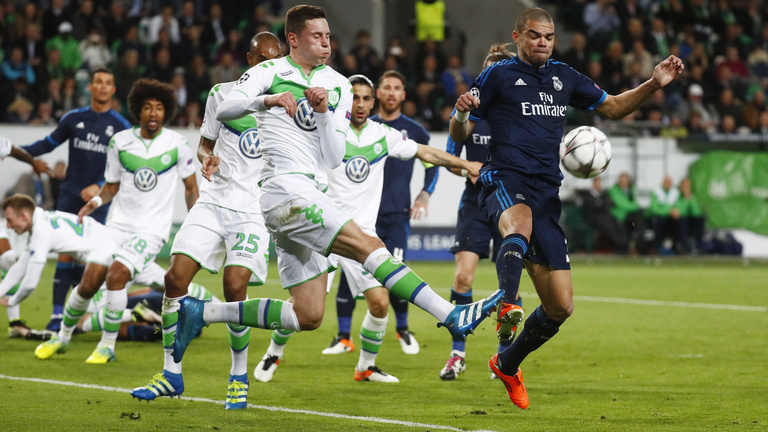 A Real meglepődött Wolfsburgban, PSG-ManCity 2-2, kabarégólokkal