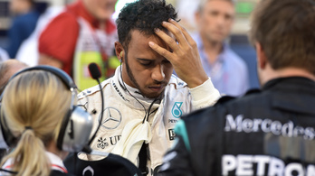 Öthelyes rajtbüntetés Hamiltonnak a Kínai GP-re