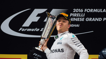 Háromból három: Rosberg nagyon simán nyert Kínában