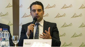 Vona kirakná a radikálisokat a Jobbik elnökségéből