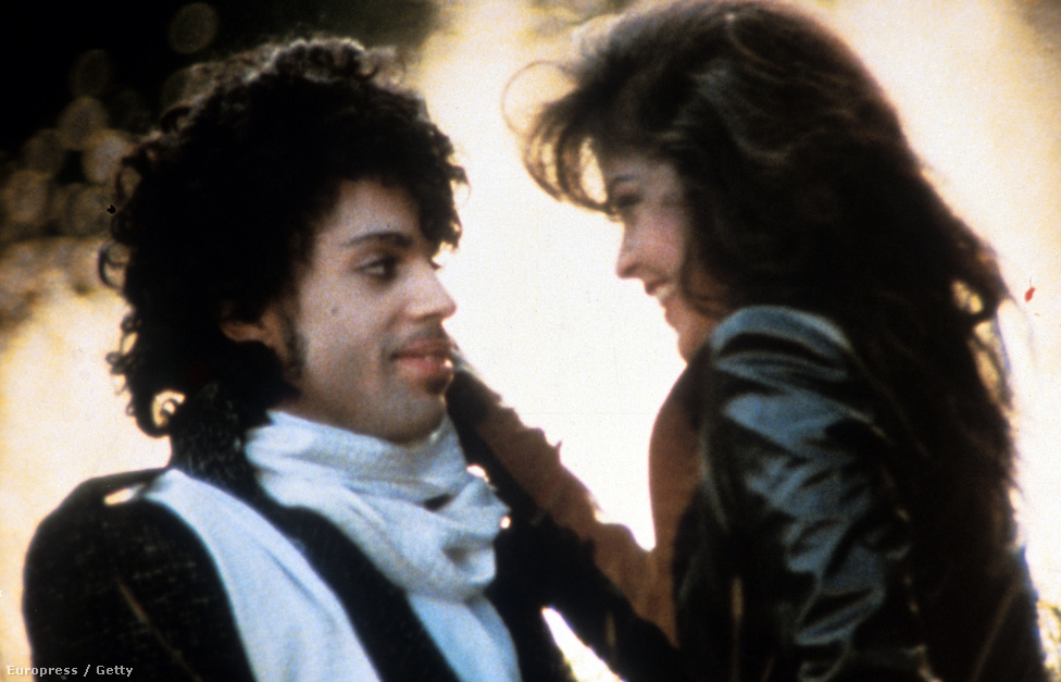 1984-ben kiadta talán legismertebb lemezét, a Purple Raint, ami az azonos című film zenéje is volt. A filmben Prince maga játssza a Kölyköt, aki az elviselhetetlen szülei elől a The Revolution nevű zenekarába menekül. A Purple Rain címadó dala megkapta az azóta már nem létező kategória, legjobb dalhangszerelés Oscarját.