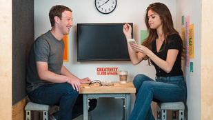 Marck Zuckerberg és Selena Gomez egy nagyon kicsi szobában érezte nagyon jól magát