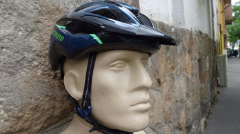 Így védd a fejed, ha bringázol