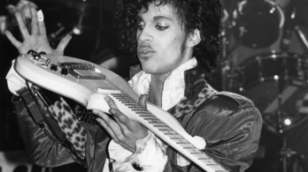 Árverésre bocsátják Prince legendás sárga gitárját