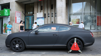Ellopták a hírhedt budapesti Bentley-t