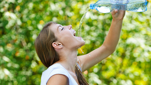 5 érv, hogy miért igyon több vizet, ha fogyni akar