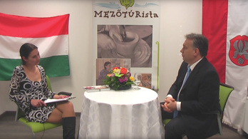 Kimaradt jelenetek: Orbán vidéki tévés interjúinak 7 legerősebb pillanata