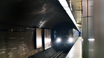 Magyar Nemzet: Nem fogják felújítani a 3-as metró megállóit