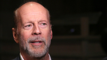 Bruce Willis most fegyver nélkül is veszélyes