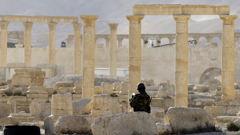 A szír hadsereg egyre közelebb jut az IS fővárosához