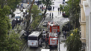 Egy rendőrségi busz volt az isztambuli robbantás célpontja
