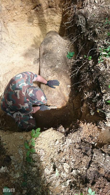 A 1000 kilós bombát a XI. kerületben, egy erdős részen találták meg.