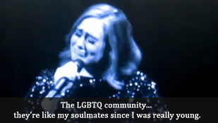 Adele elsírta magát a koncertjén, mikor az orlandói merényletről beszélt