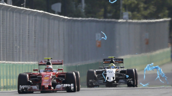 Räikkönen hibája, jófejsége és zacskók dobták fel a bakui futamot