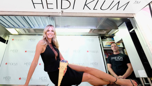 Heidi Klum mindent bevet, hogy eladja a bugyijait