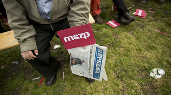 Leheletnyivel előzi a Jobbikot az MSZP