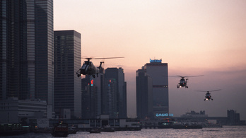Habony milliós helikoptertúrán volt barátnőjével Hongkongban