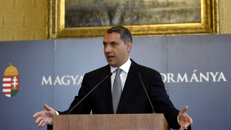 Orbán átalakítja a kormányt, két kormánykabinet lesz