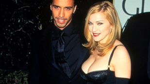 Madonna exe dögös ötvenes apuka lett