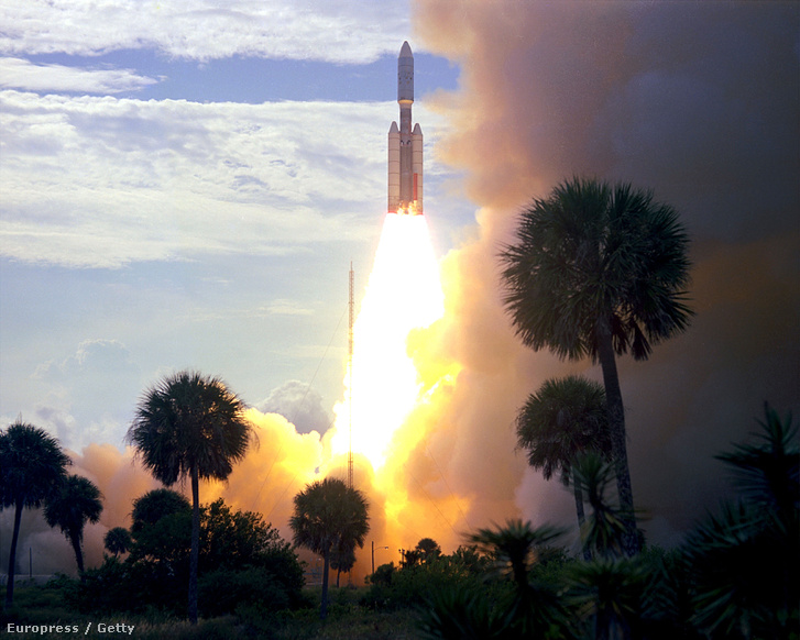 A Viking–1-et a Cape Canaveral légi bázisról lőtték fel majdnem egy évvel korábban, 1975. augusztus 20-án, egy Titan IIIE-Centaur hordozórakétán